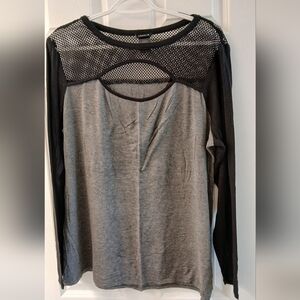 Torrid Mesh‑Yoke Peekaboo Long Sleeve Top – Size 3 – Gently Used